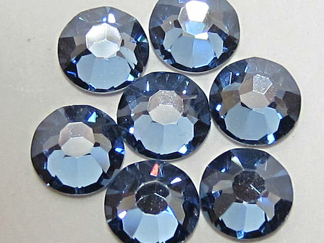 72 pcs. 20ss LIGHT SAPPHIRE MYSTIQUE (maxima) FLATBACK PRECIOSA Rhinestones